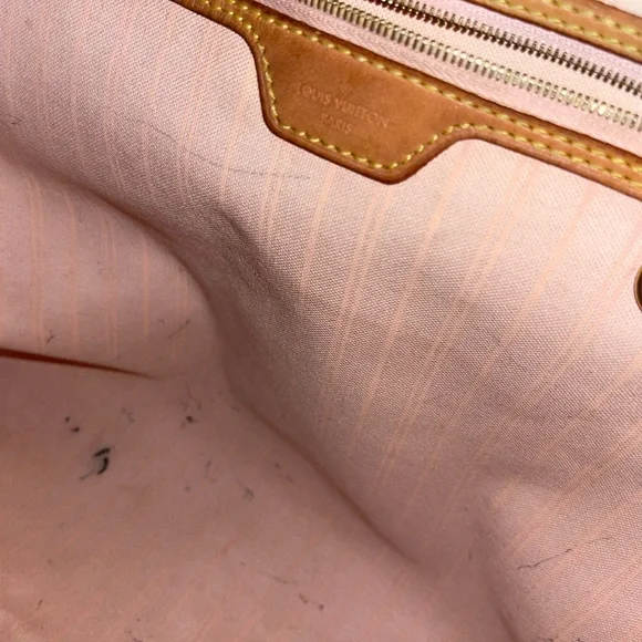 Louis Vuitton Delightful - Picture 5 of 17